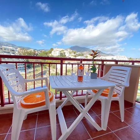 Apartment W/balcony View & Pool Fuengirola